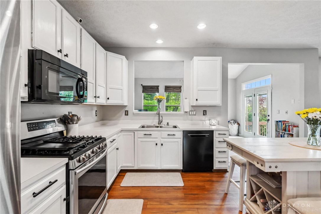 13 Christman Drive, Springboro, Ohio image 10