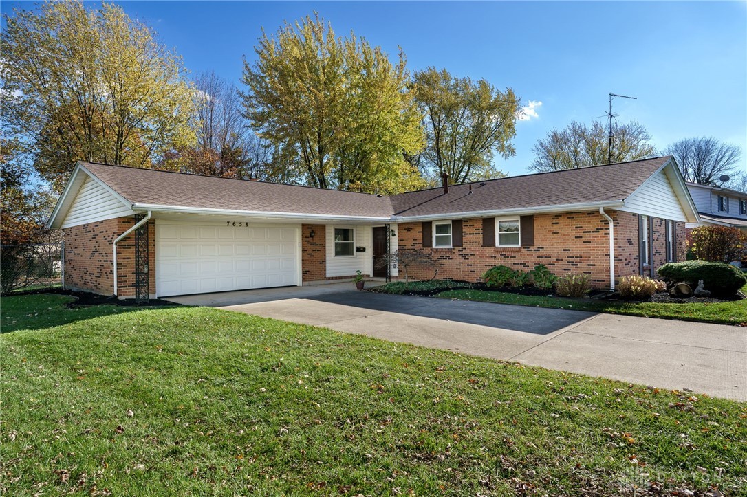 7658 Katy Drive, Dayton, Ohio image 3