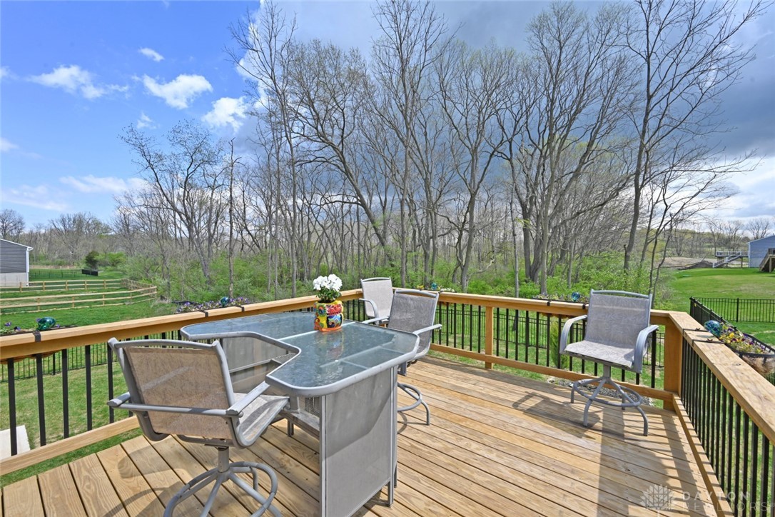 1482 Catford Court, Fairborn, Ohio image 30