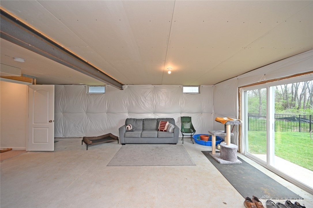 1482 Catford Court, Fairborn, Ohio image 28