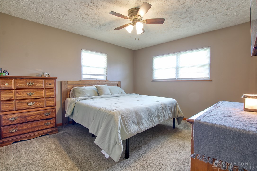 6217 Cedar Lane, Miamisburg, Ohio image 7