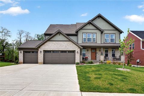 Photo of 1593 Bur Oak Drive, Bellbrook, OH 45305 (MLS # 957690)
