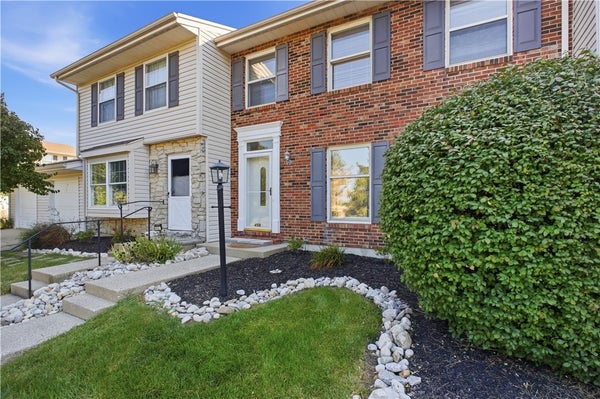 456 ROLLING MEADOWS DR, DAYTON, OH 45459 - Image 9d5e27be91e809b27df2c2d8d8e9dc56/1331067435