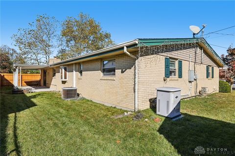 Tiny photo for 803 Albert Street, Englewood, OH 45322 (MLS # 946065)