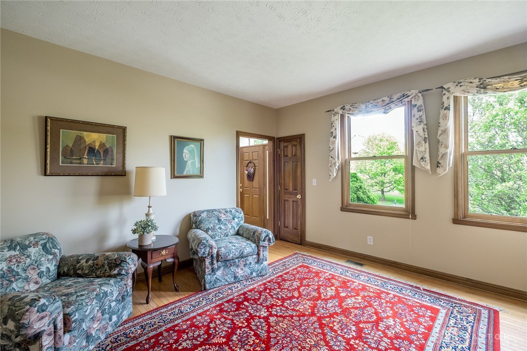 404 Aspen Trail, Beavercreek, Ohio image 9