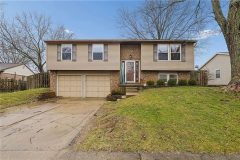 Photo of 2324 Arrow Ridge Court, Miamisburg, OH 45342 (MLS # 953179)