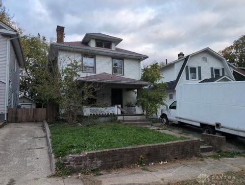 Photo of 2032 Eastview Avenue, Dayton, OH 45405 (MLS # 948386)