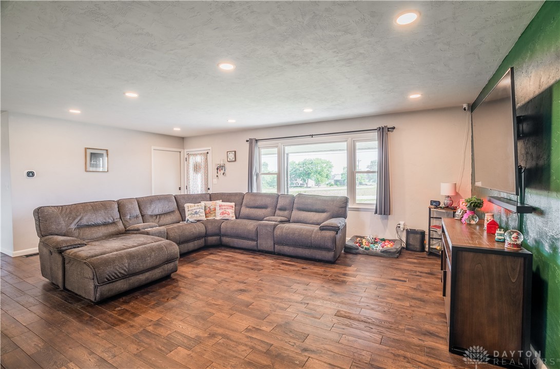 1415 Rush Road, New Madison, Ohio image 5