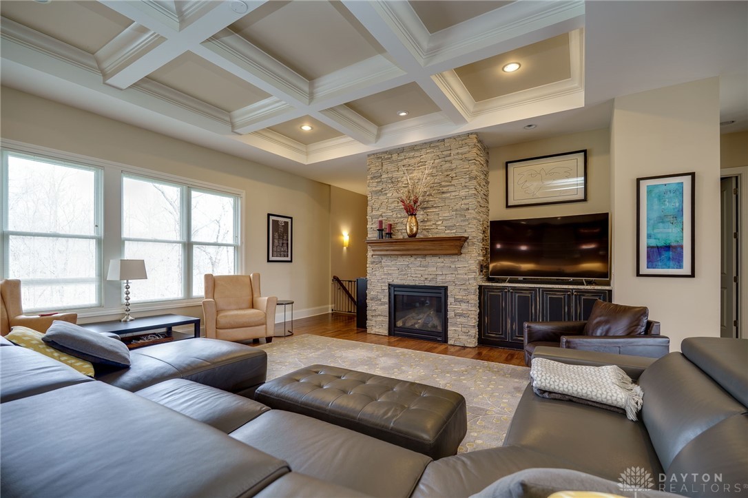 856 Willow Oak Court, Springboro, Ohio image 8