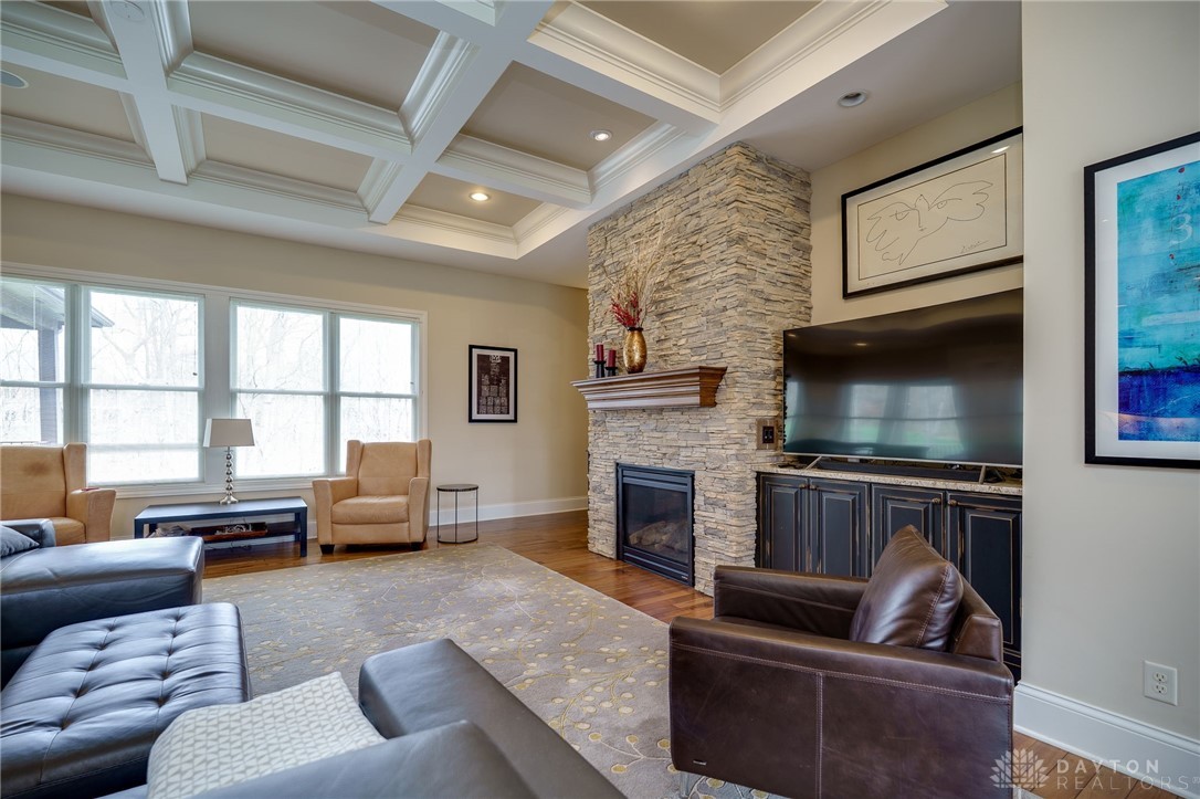 856 Willow Oak Court, Springboro, Ohio image 7