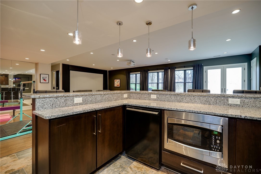 856 Willow Oak Court, Springboro, Ohio image 28