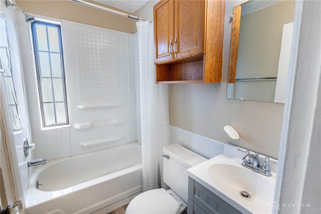 Dayton, Ohio 45419, United States, 1 Bedroom Bedrooms, ,1 BathroomBathrooms,Residential,Pending,125847