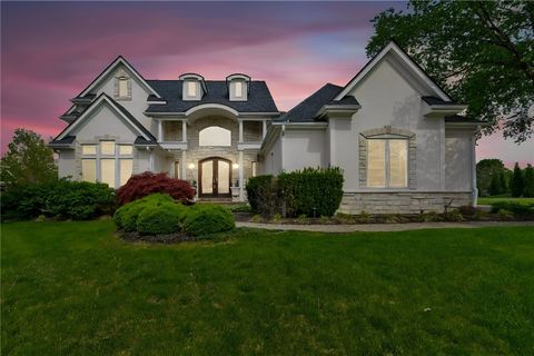 Photo of 158 Signature Drive, Beavercreek Twp, OH 45385 (MLS # 956774)