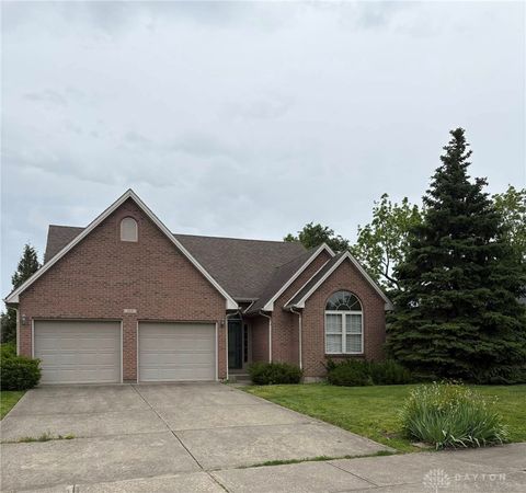 Photo of 313 Sharon Court, Middletown, OH 45042 (MLS # 959325)