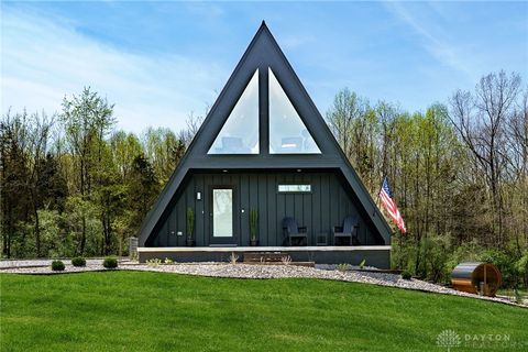 Photo of 919 Ward Road, Chester Twp, OH 45177 (MLS # 949433)