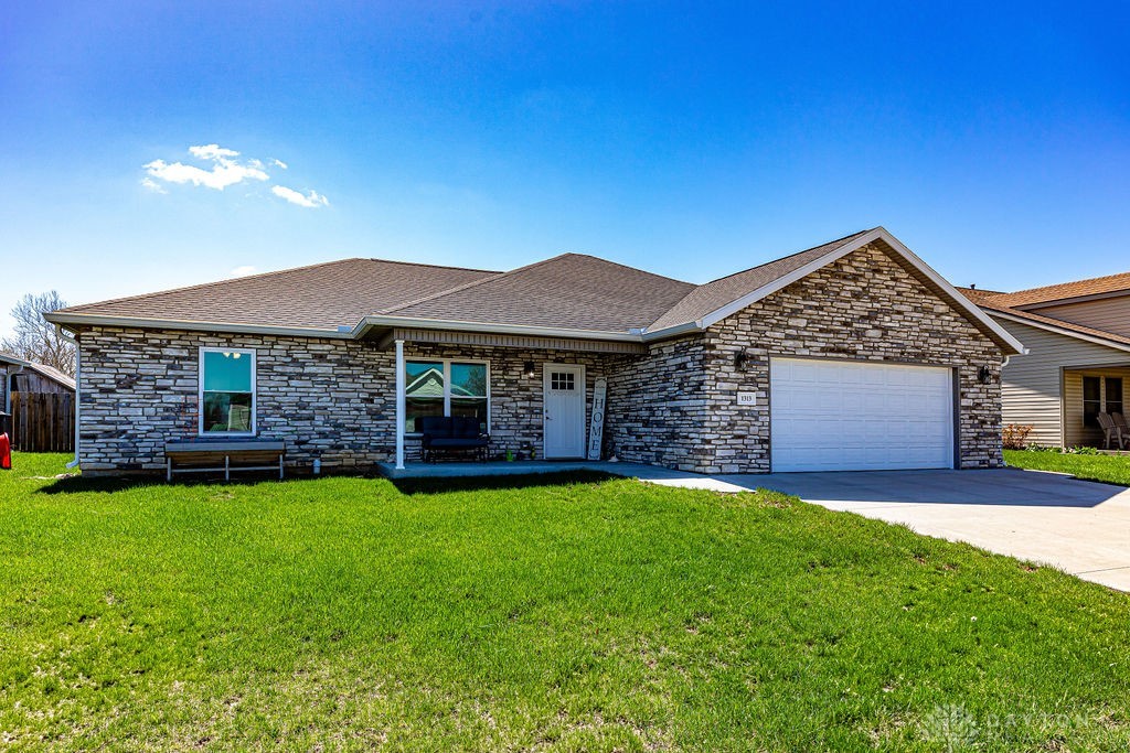 1313 Arrowhead Drive, Piqua, Ohio image 2