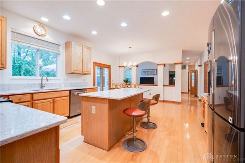Tiny photo for 2930 Coldwater Court, Dayton, OH 45431 (MLS # 945358)