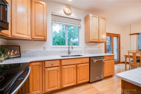 Tiny photo for 2930 Coldwater Court, Dayton, OH 45431 (MLS # 945358)