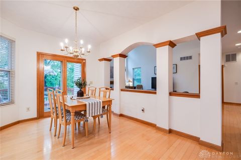 Tiny photo for 2930 Coldwater Court, Dayton, OH 45431 (MLS # 945358)