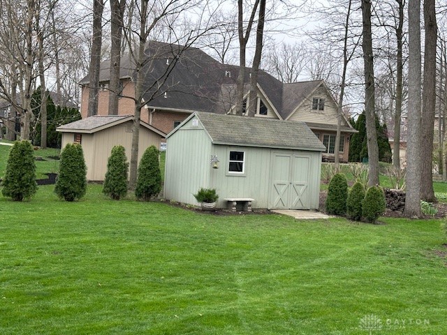 1934 Laurel Creek Drive, Troy, Ohio image 6