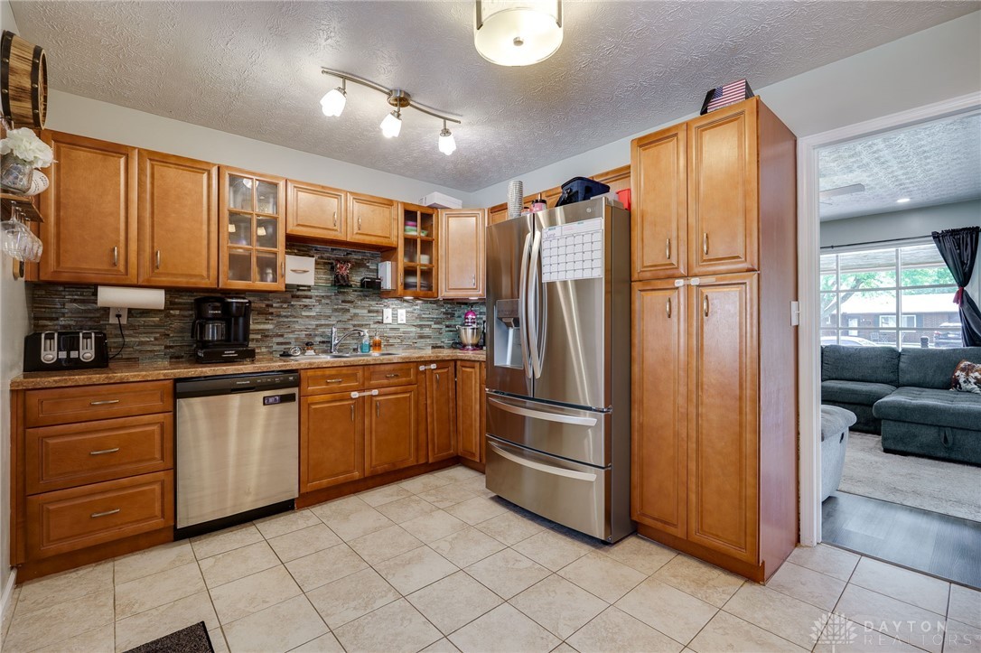 1032 Moccasin Trail, Xenia, Ohio image 12