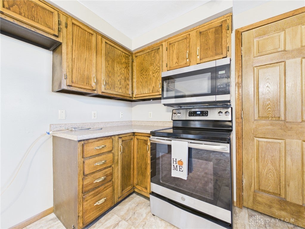 506 W 2nd Street