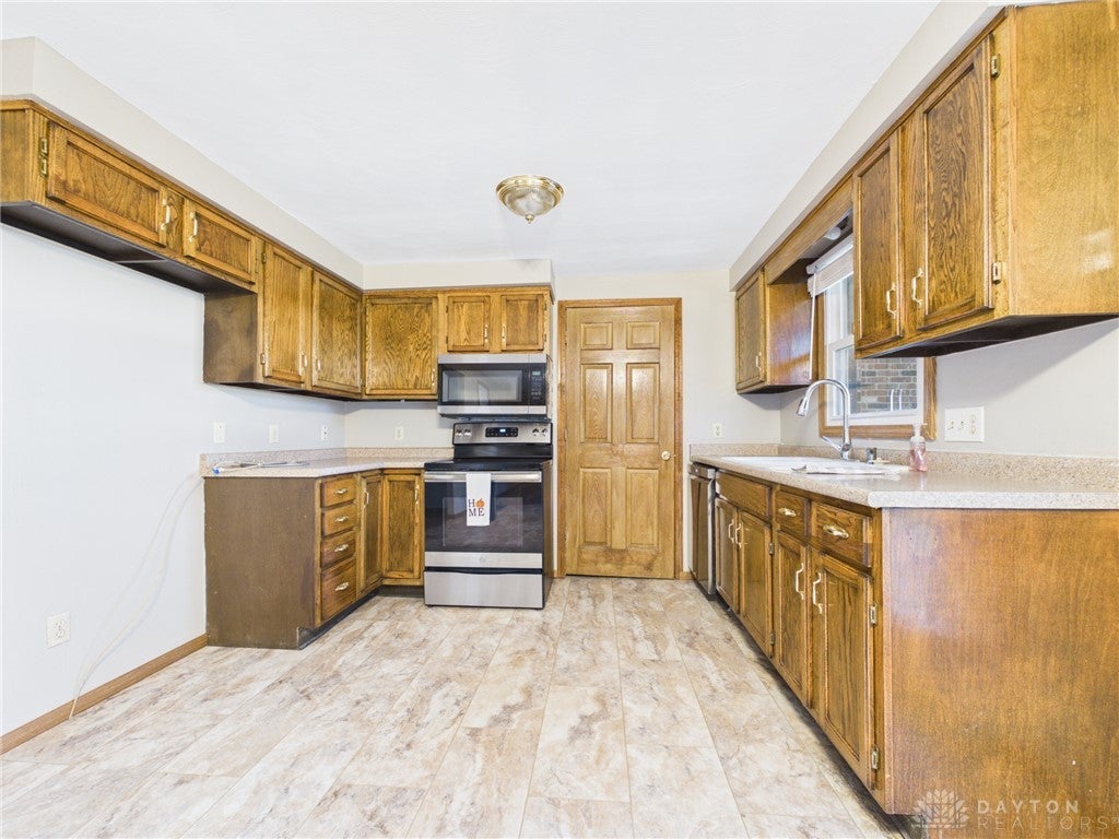 506 W 2nd Street