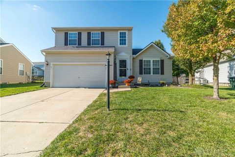 Photo of 31 Mccullough Drive, Springboro, OH 45066 (MLS # 945823)