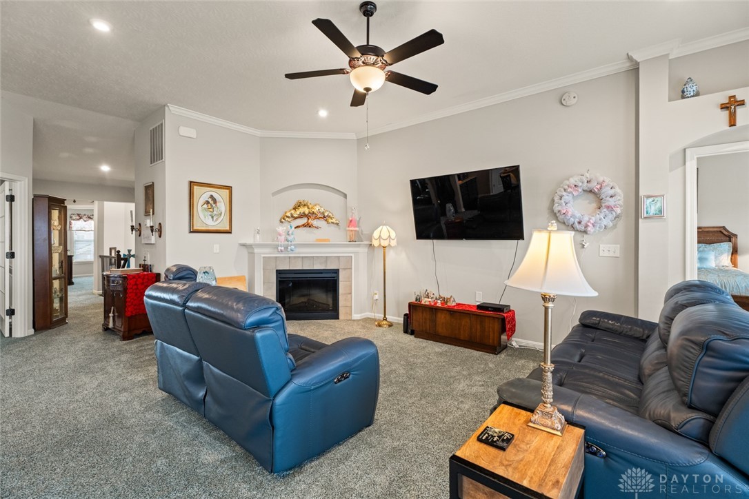 140 Rippling Brook Lane, Springboro, Ohio image 3