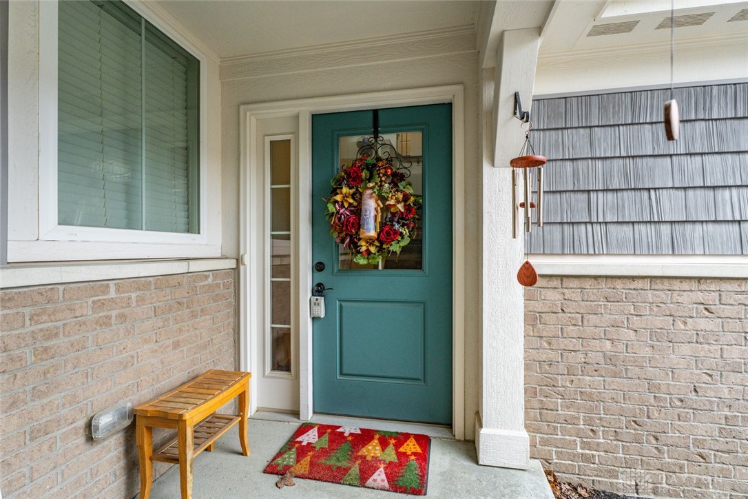 140 Rippling Brook Lane, Springboro, Ohio image 2