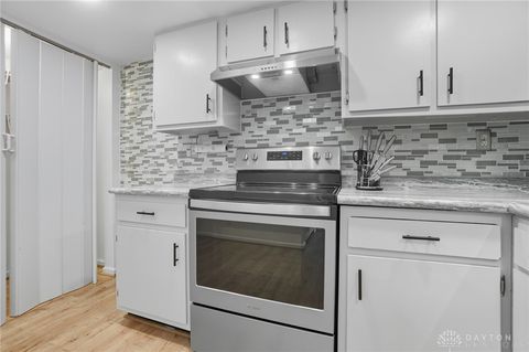Tiny photo for 3324 Ultimate Way, Miami Twp, OH 45449 (MLS # 945219)