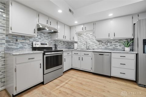 Tiny photo for 3324 Ultimate Way, Miami Twp, OH 45449 (MLS # 945219)