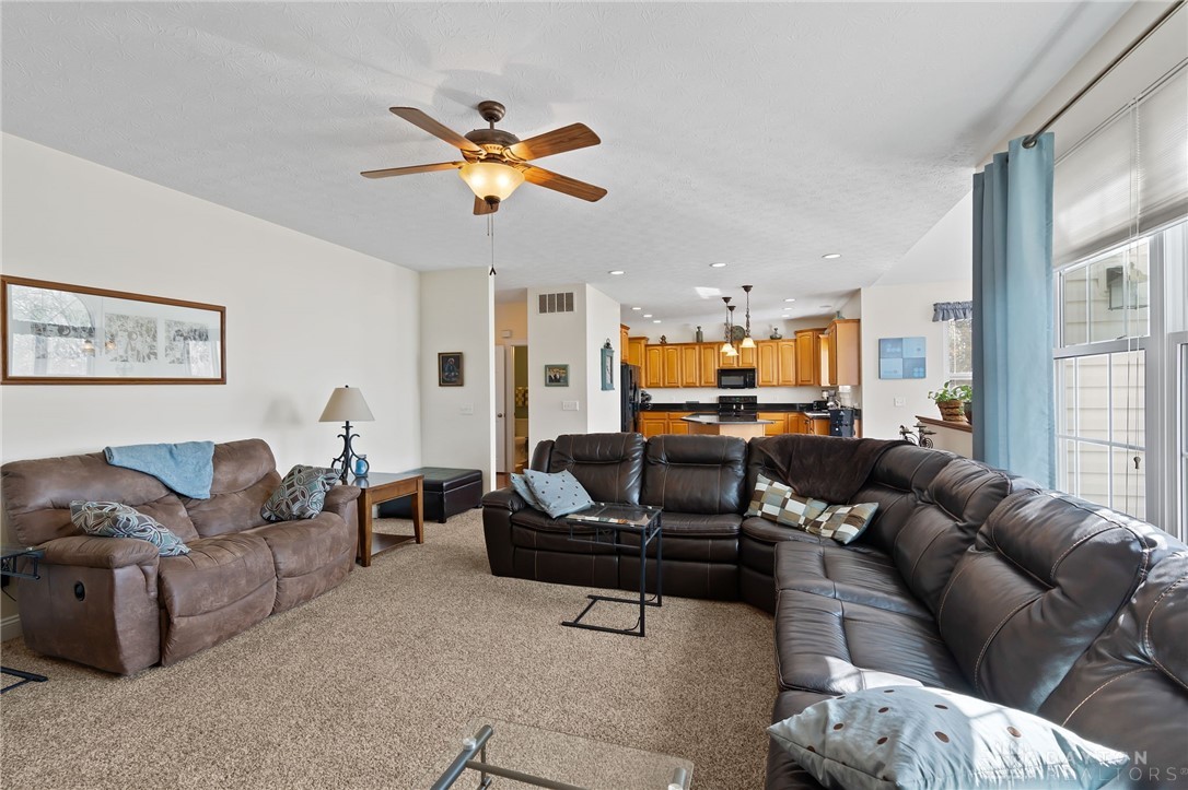 2175 Princess Drive, Beavercreek, Ohio image 11
