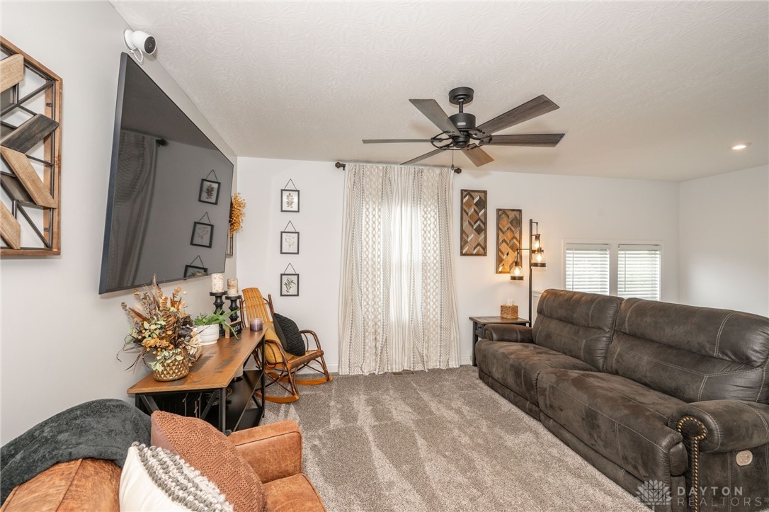 1909 Cleopatra Drive, Franklin, Ohio image 13
