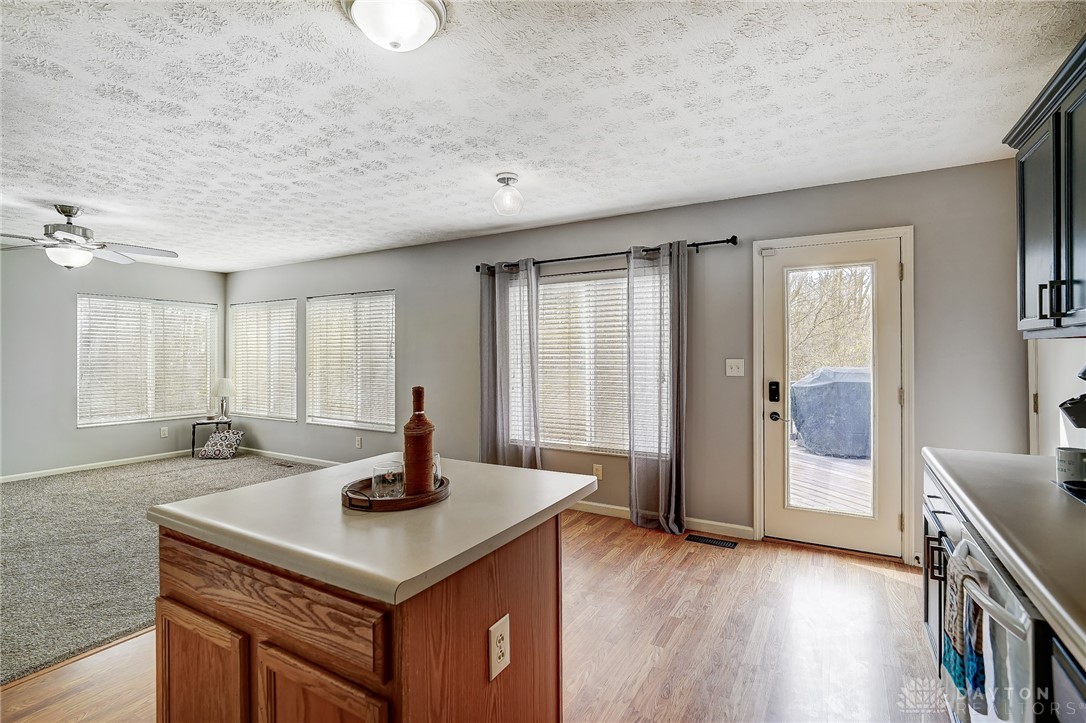 4362 Wood Thrush Court, Miamisburg, Ohio image 9