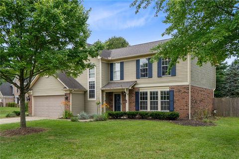 Homes For Sale - 803 Park Hill Court<br/> Beavercreek, OH 45430
