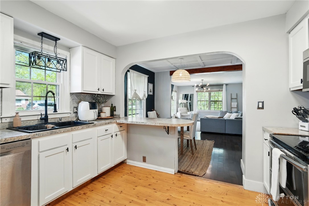 1702 Beaverbrook Drive, Beavercreek, Ohio image 13