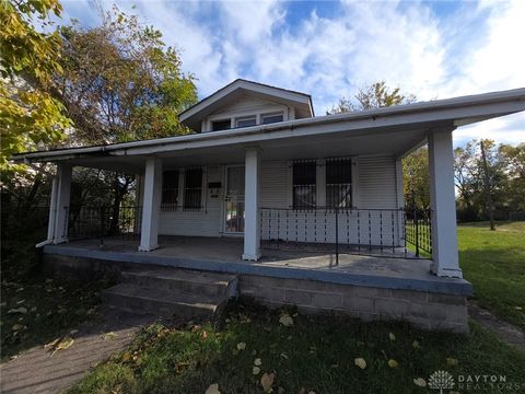 Photo of 2320 Germantown Street, Dayton, OH 45417 (MLS # 946725) Photo of 2320 Germantown Street, Dayton, OH 45417 (MLS # 946725)