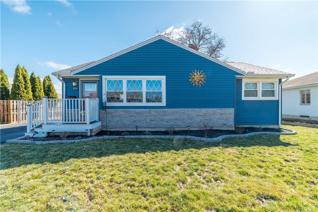 614 Wolf Avenue, Englewood, Ohio image 1
