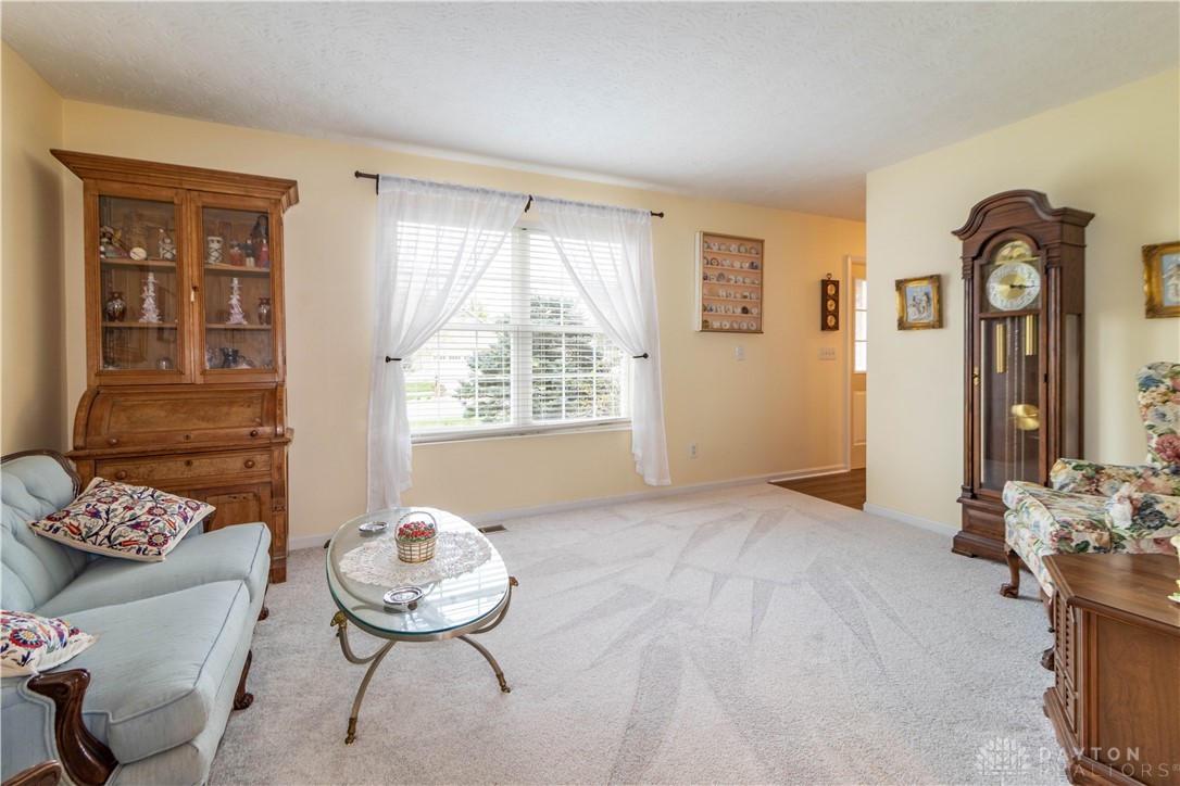7225 Wethersfield Drive, Maineville, Ohio image 4