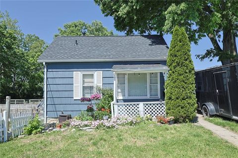 Photo of 103 S West Street, Lebanon, OH 45036 (MLS # 959300)
