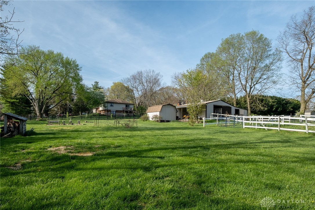 3262 Upper Bellbrook Road, Bellbrook, Ohio image 41