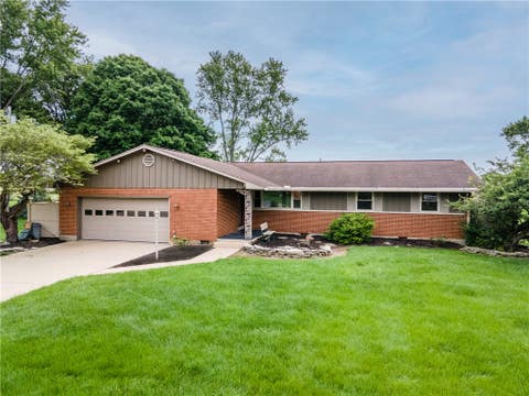 Homes For Sale - 6065 Country Estates Drive<br/> Miami County, Tipp City, OH 45371