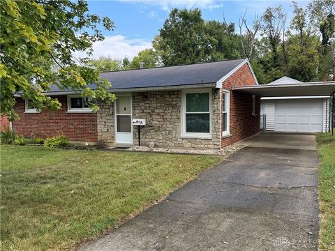 Photo of 1121 Dayket Circle, Miamisburg, OH 45342 (MLS # 944319)