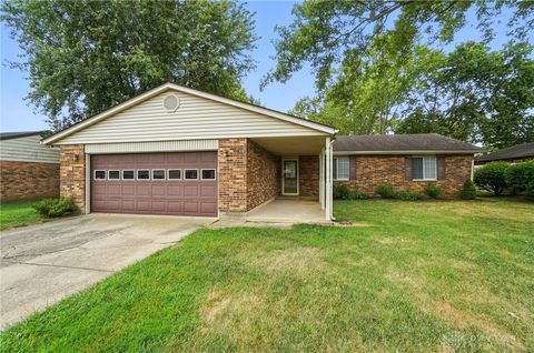 Photo of 7311 Beth Court, Franklin, OH 45005 (MLS # 942025)