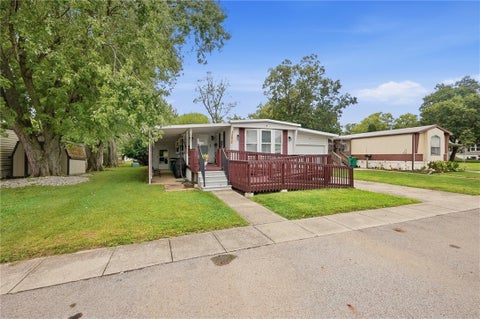 Mobile Home For Sale - 10877 W Valette Circle<br/> Montgomery County, Miamisburg, OH 45342