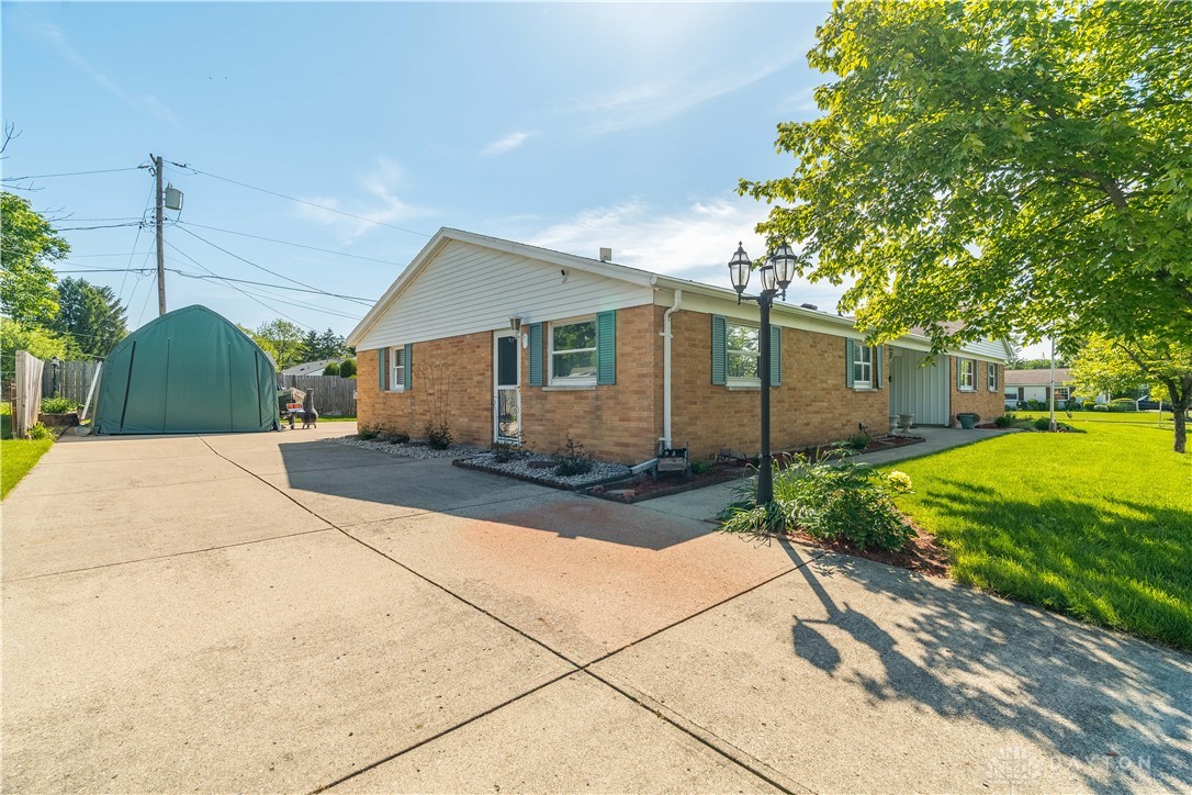 202 Hartshorn Drive, Vandalia, Ohio image 23