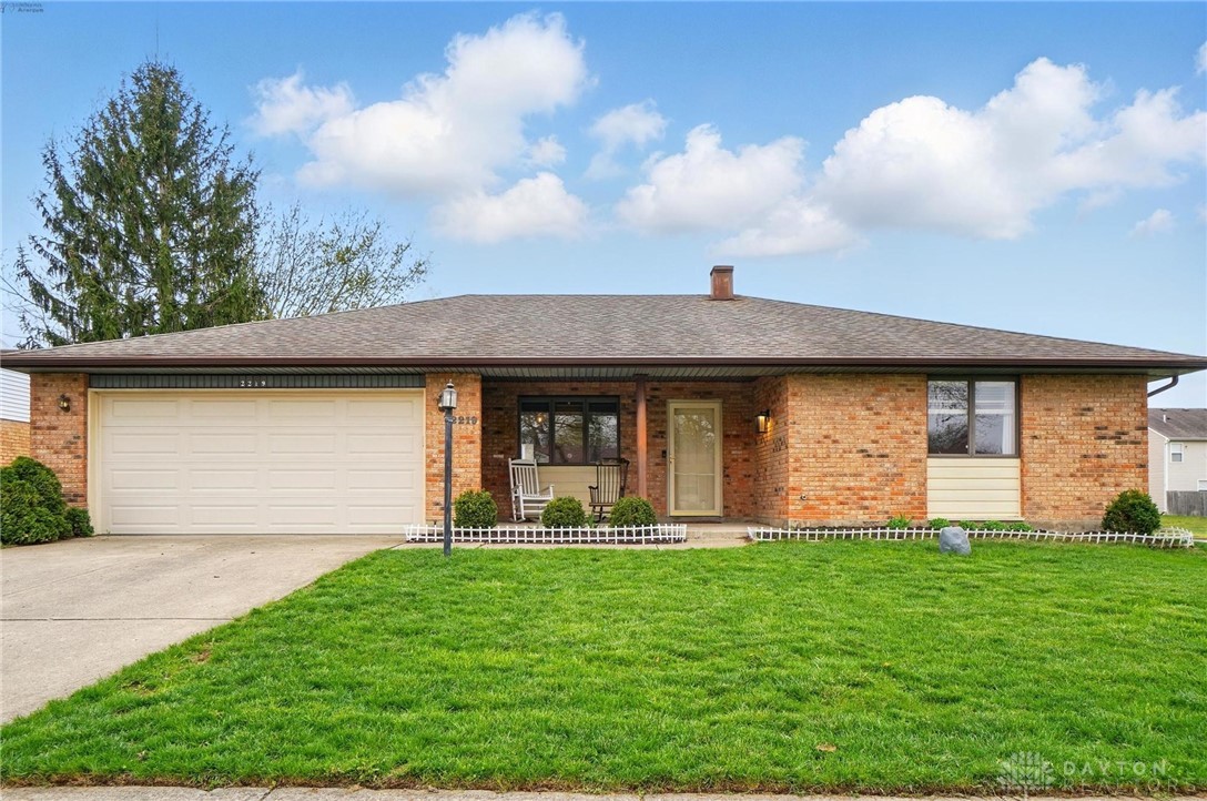 2219 Minnesota Drive, Xenia, Ohio image 1