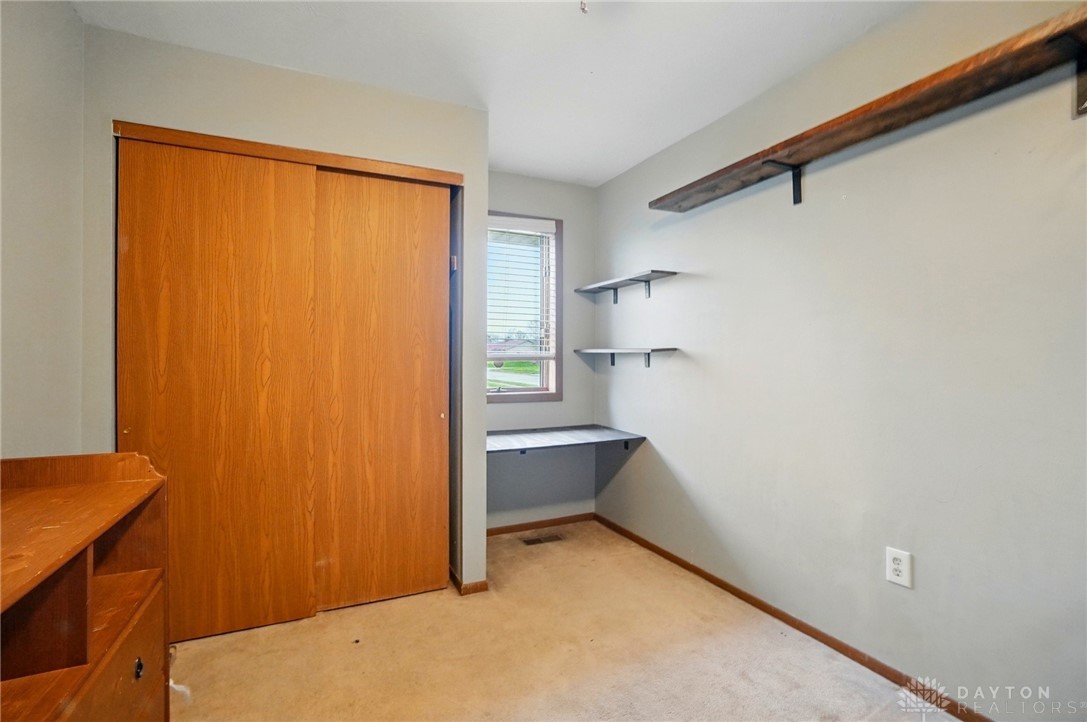 2219 Minnesota Drive, Xenia, Ohio image 14
