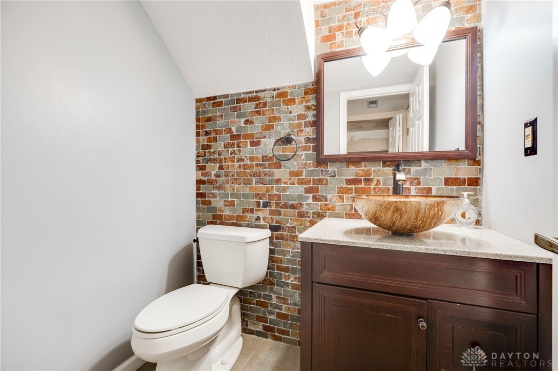 Fairborn, Ohio 45324, United States, 2 Bedrooms Bedrooms, ,2 BathroomsBathrooms,Residential,Active,236908